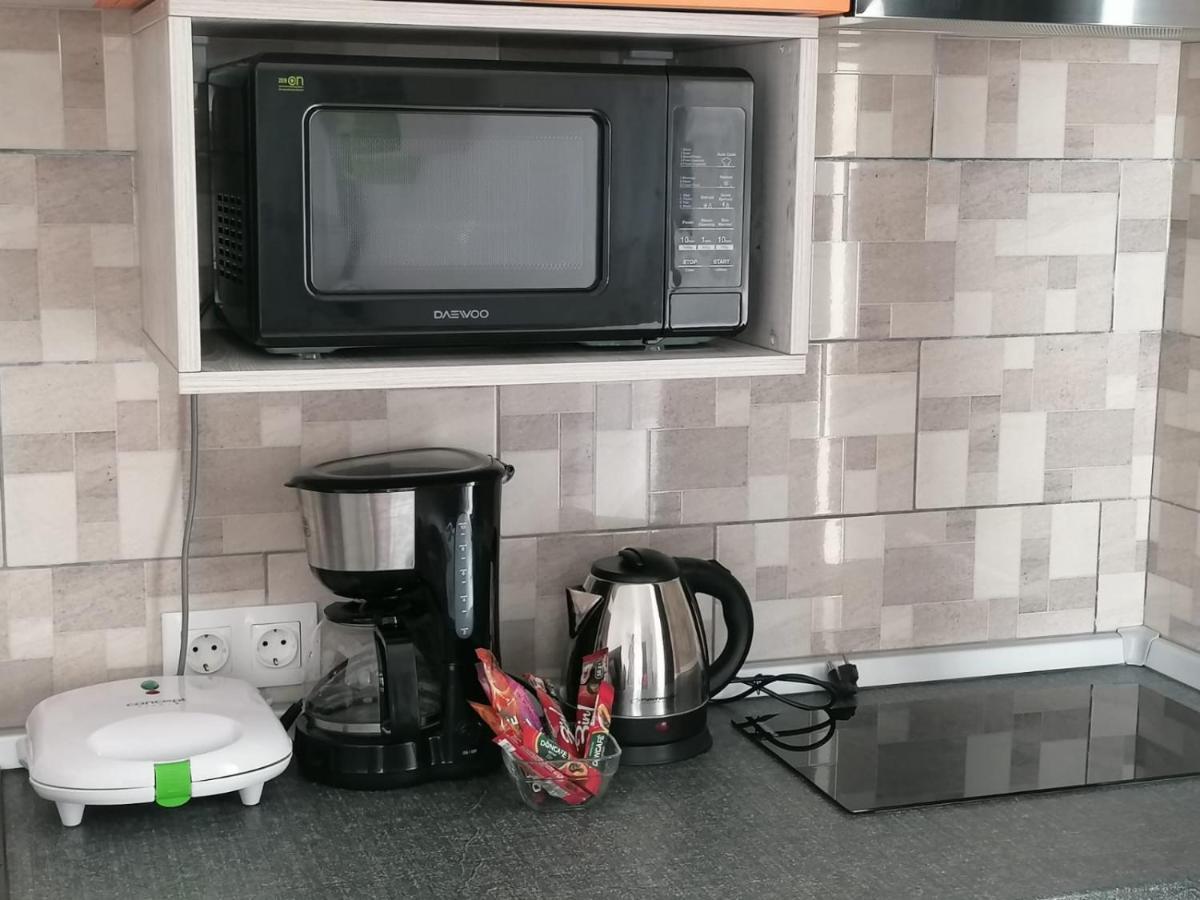 Ama Apartament Cu Terasa 50 Mp & Parcare Braşov Exterior foto