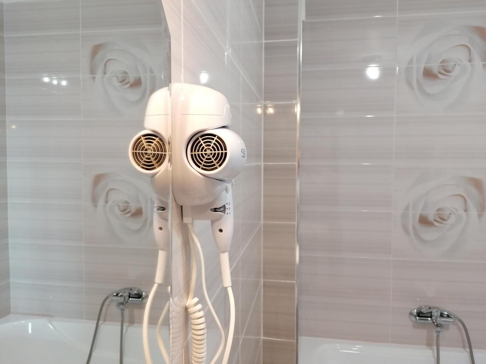 Ama Apartament Cu Terasa 50 Mp & Parcare Braşov Quarto foto